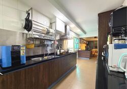 Blk 125 Bukit Batok Central (Bukit Batok), HDB Executive #576840611